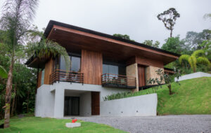 Villa Maripoas - Ecolirios Hotel