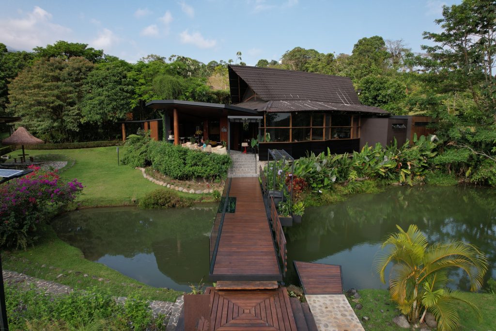 Raices Restaurant - Ecolirios Costa Rica