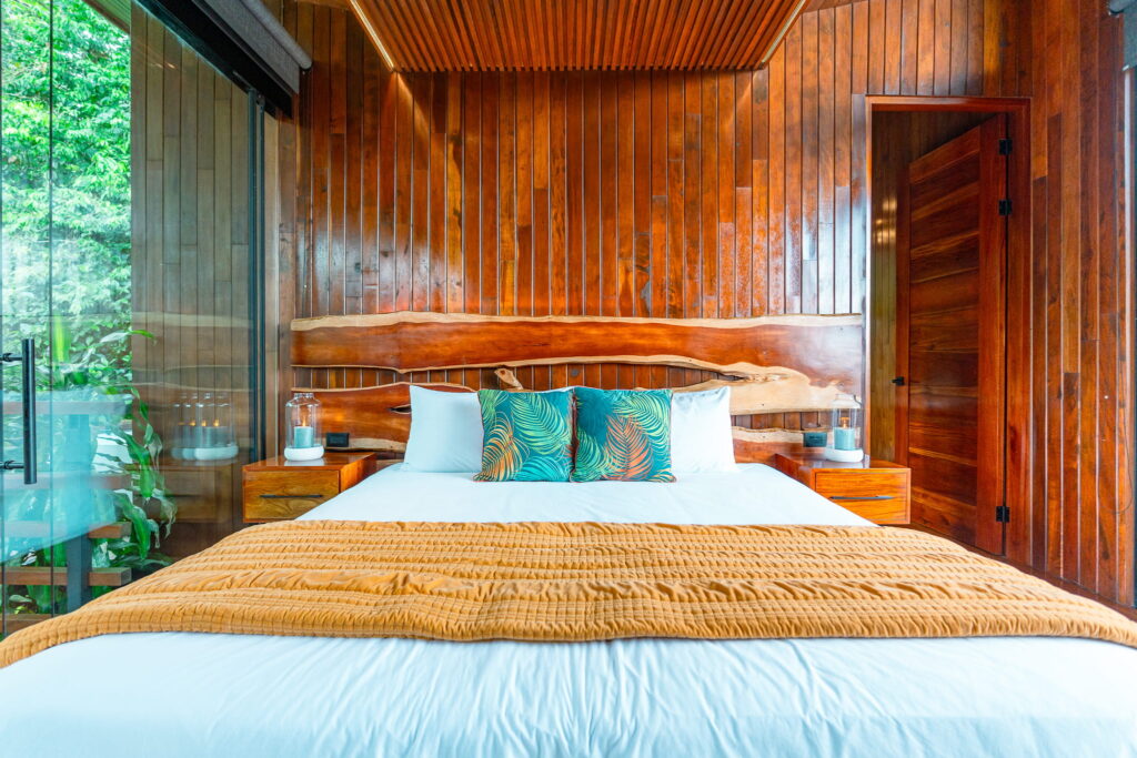 Luxury Villas in Costa Rica Rainforest - Ecolirios Hotel & Villas