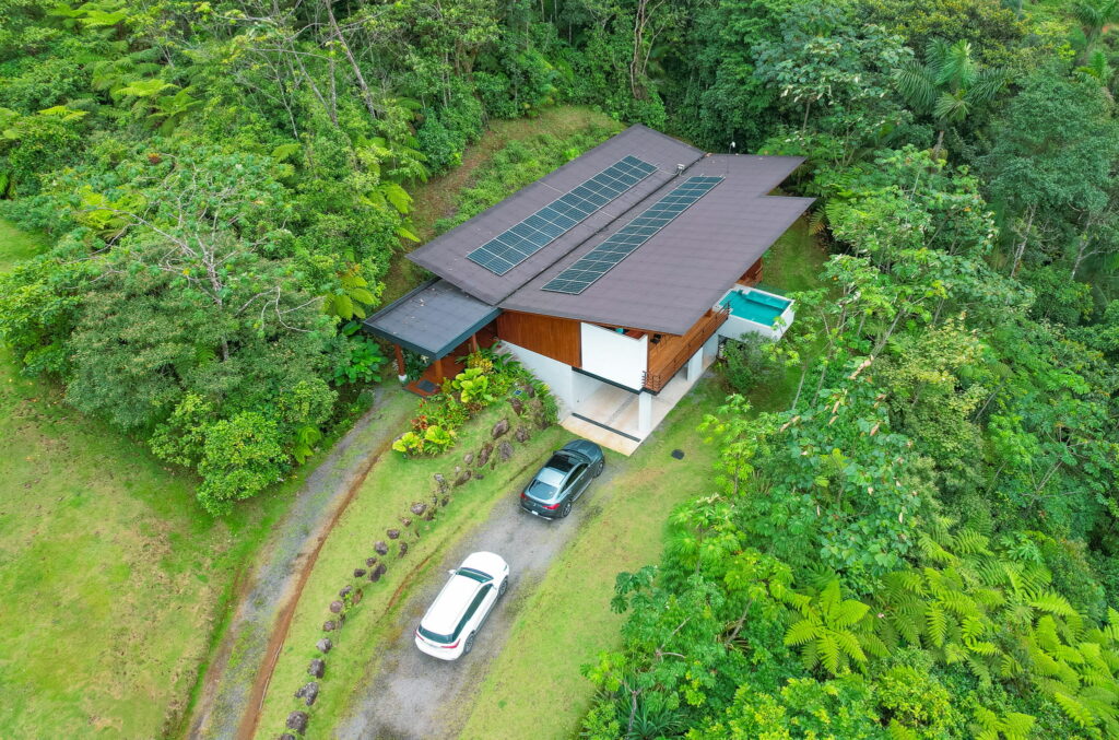 Luxury villas in Costa Rica rainforest